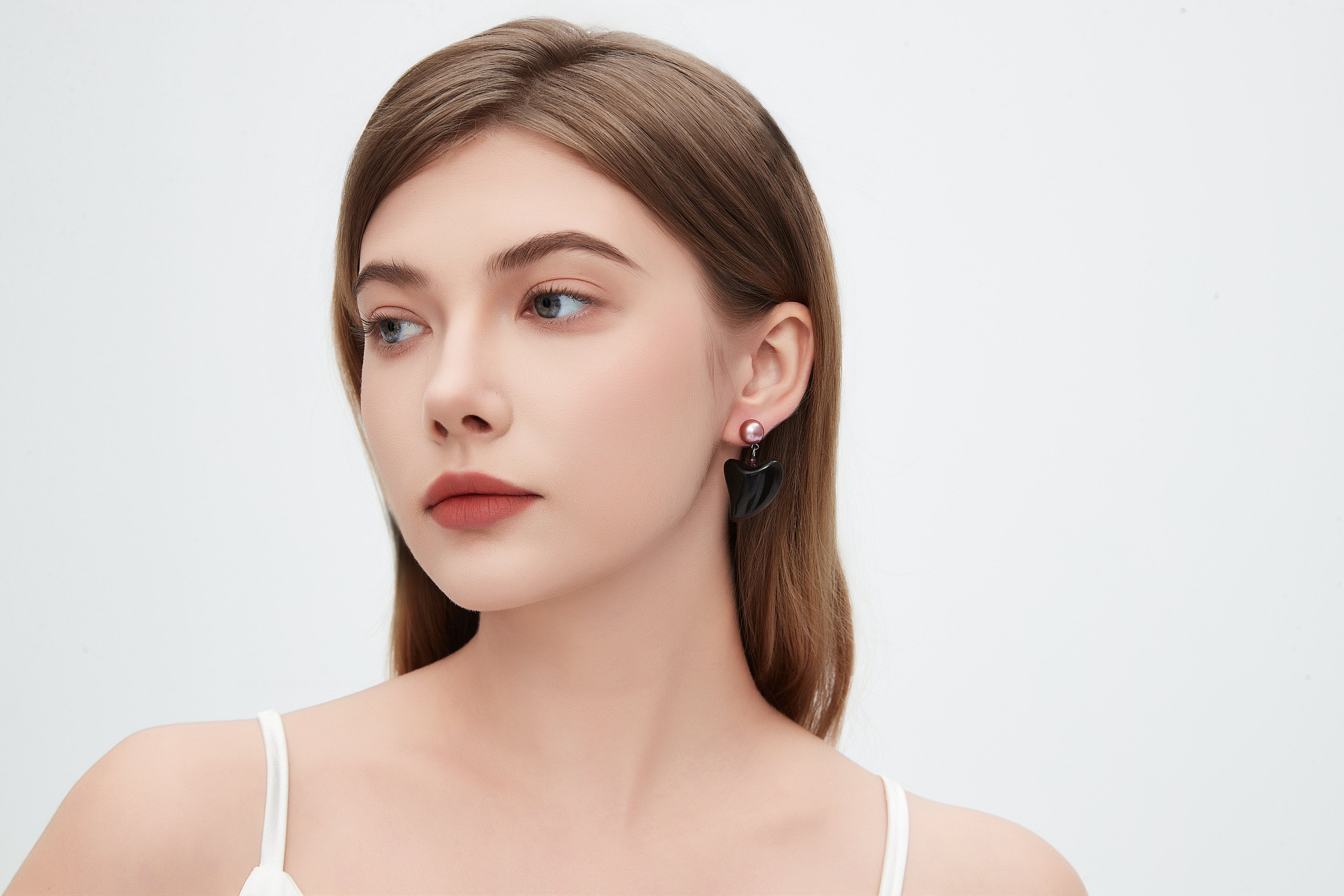 【YI MO】Black diamond horn pearl original design handmade earrings