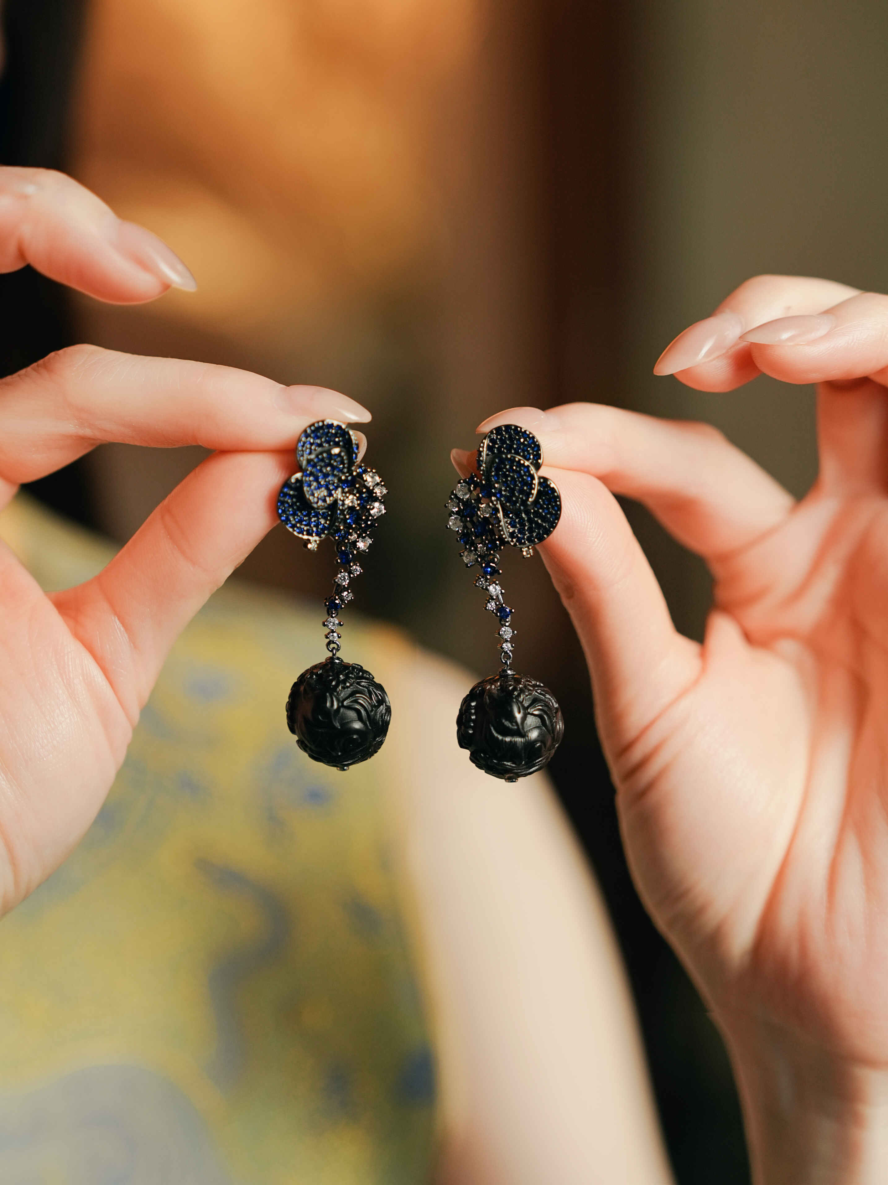 【Qing Mingzi】Mythical Nine-Tails Orchid Earrings – Black Diamond Fox & Butterfly Floral Carved Dangle Studs with Sparkling Diamonds