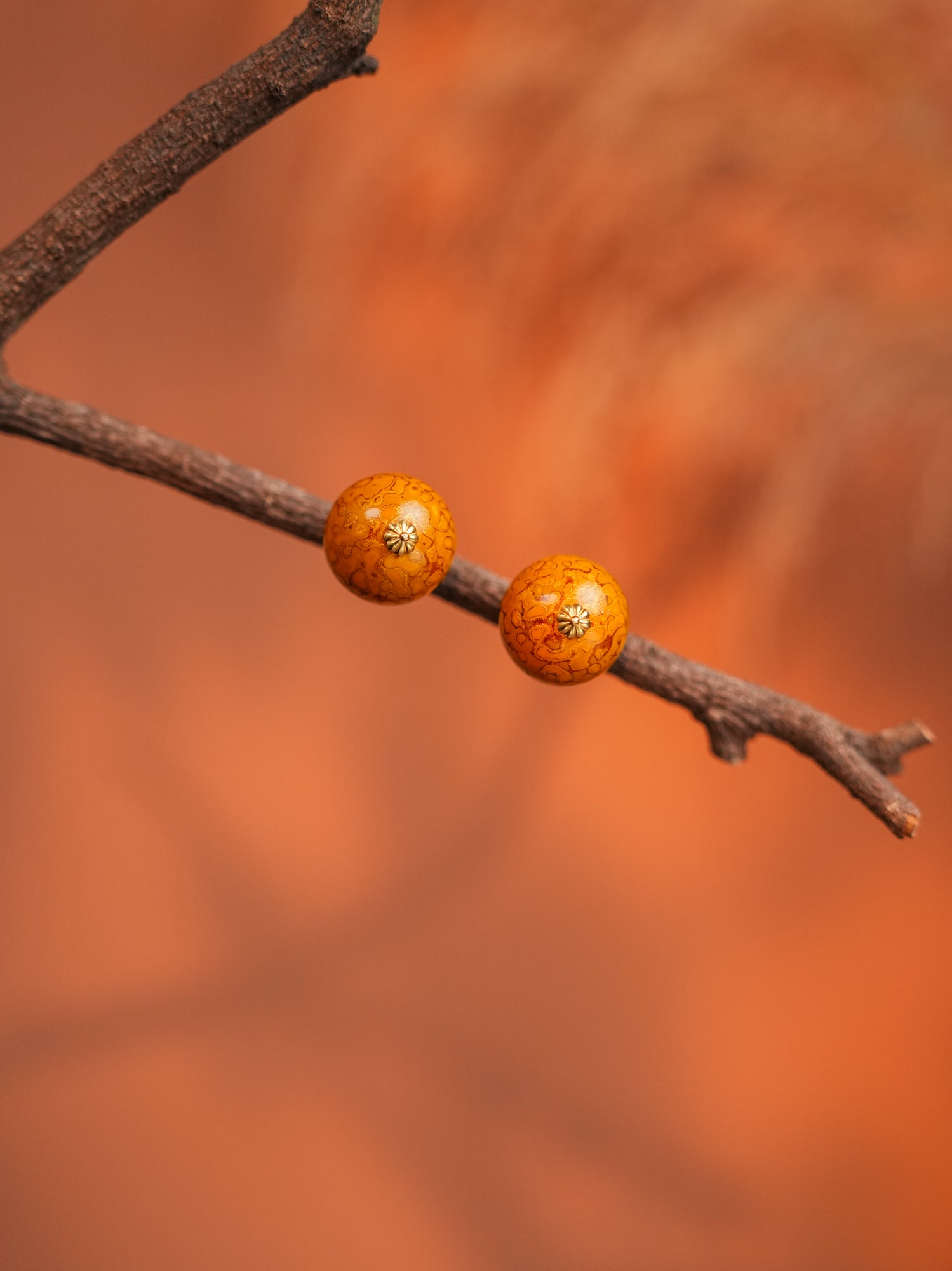 【Lacquer】Oriental handmade lacquer beads natural earrings