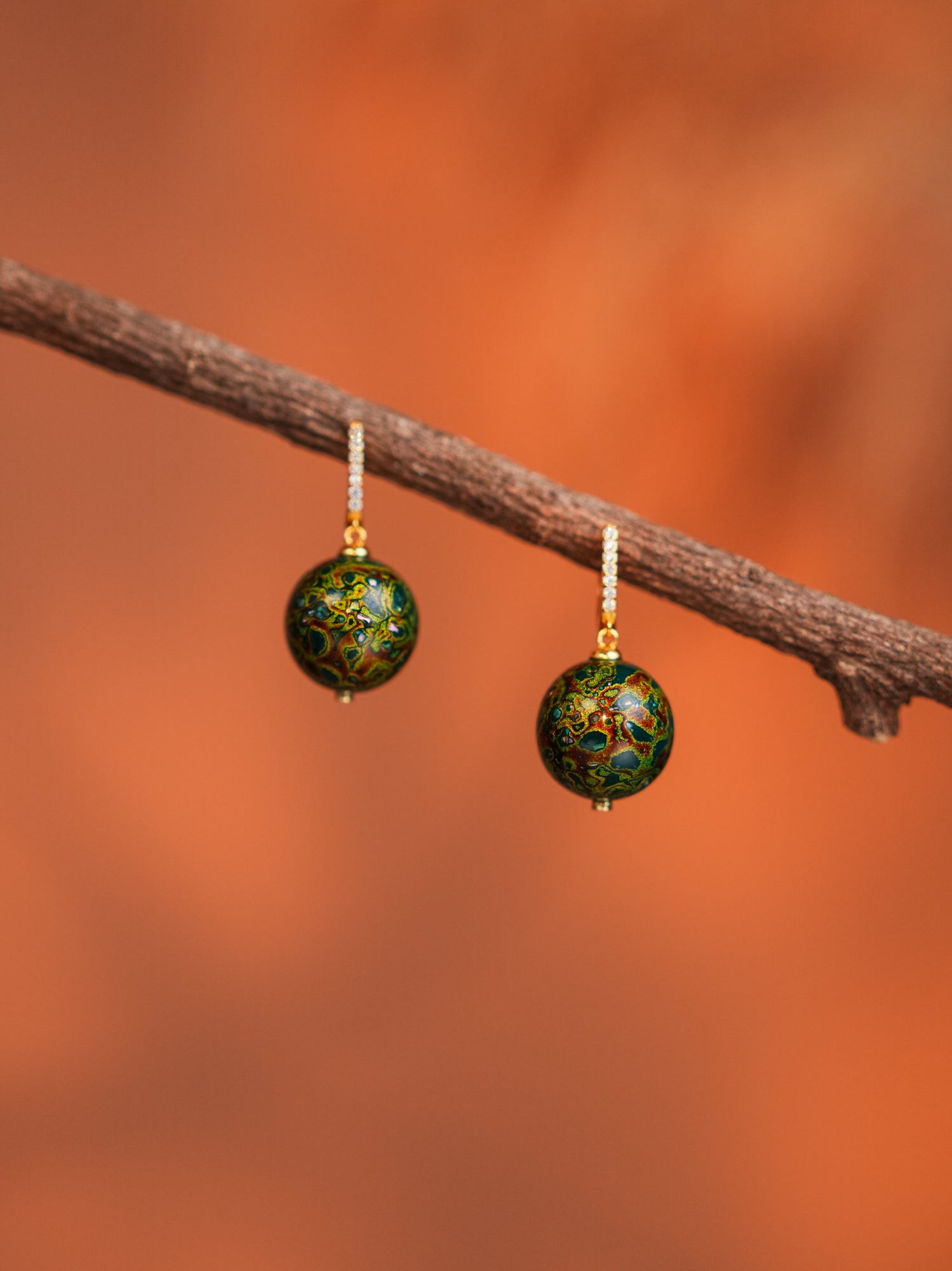 【Lacquer】D buckle lacquered beads handmade earrings