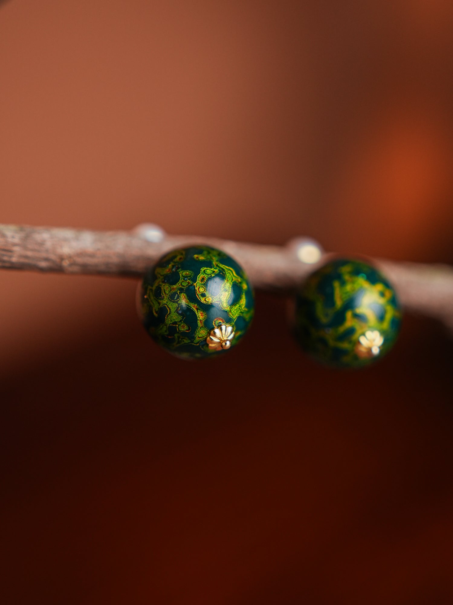 【Lacquer】Oriental handmade lacquer beads natural earrings