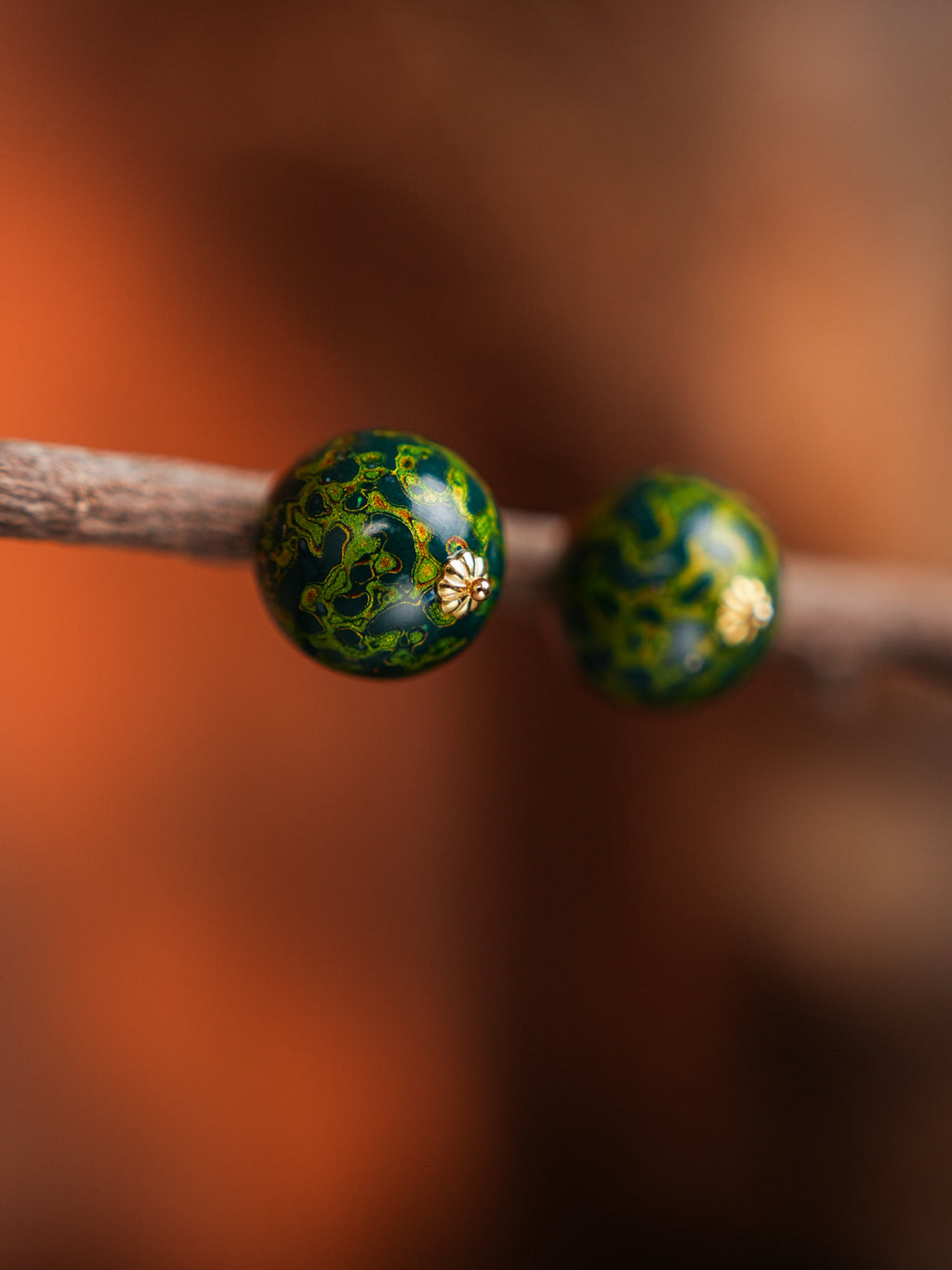 【Lacquer】Oriental handmade lacquer beads natural earrings