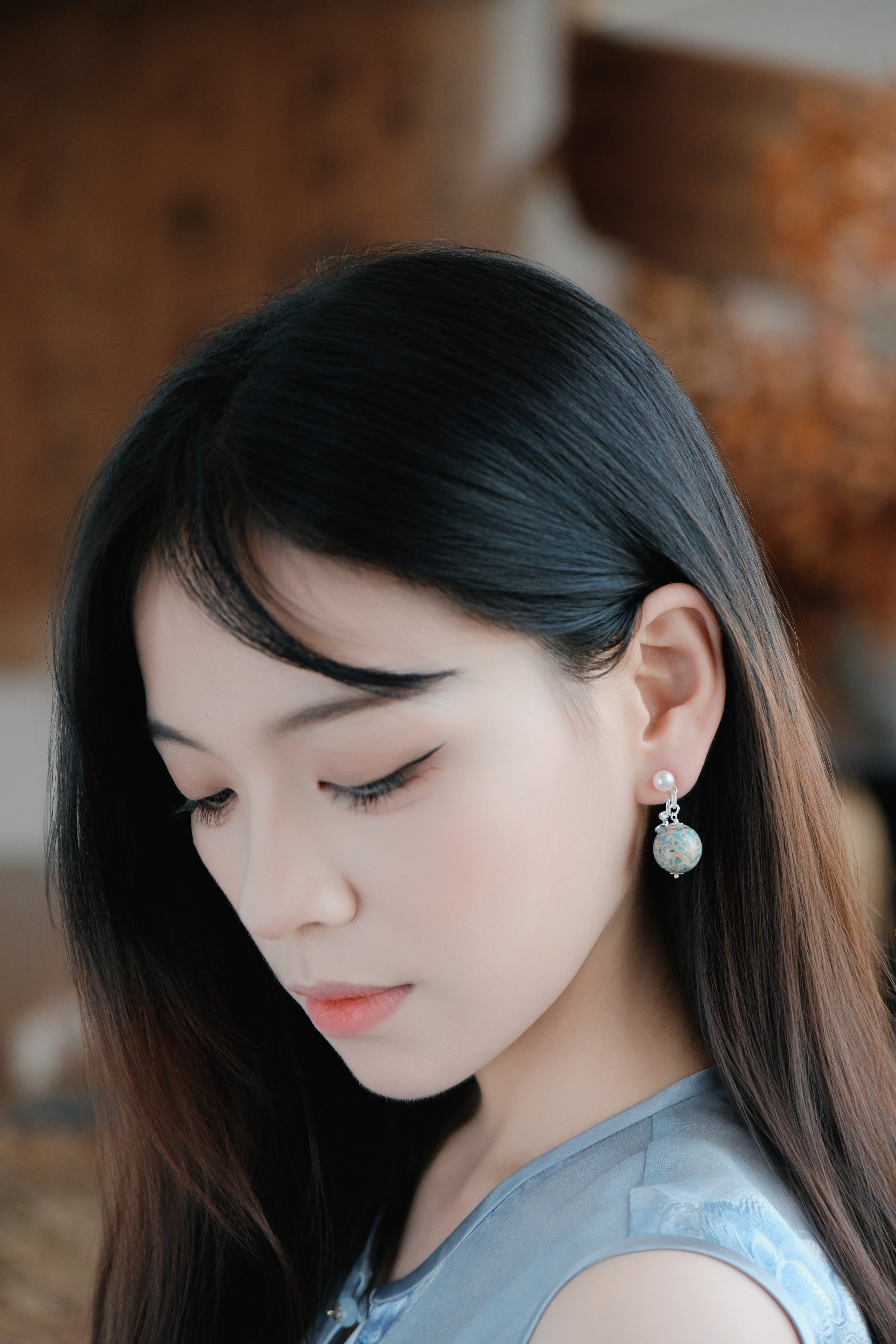 【Jingtan】Aoregin Handcrafted Chinese lacquer butterfly earrings with Morandi paint and freshwater pearls, mounted on S925 silver pins.